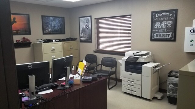 More Photos Of 1750 US-77, Davis Manufacturing For Lease