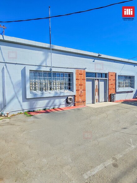 More Photos Of 14737 Arminta St, Panorama City Manufacturing For Lease
