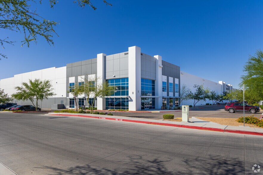 More Photos Of 5840 Donovan Way, Las Vegas Warehouse For Lease