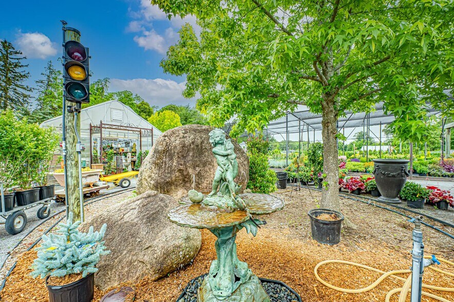 More Photos Of 185 N Country Rd, Mount Sinai Garden Center For Sale