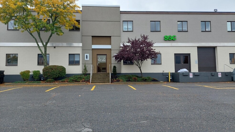 More Photos Of 155 New Boston St, Woburn Light Distribution For Lease