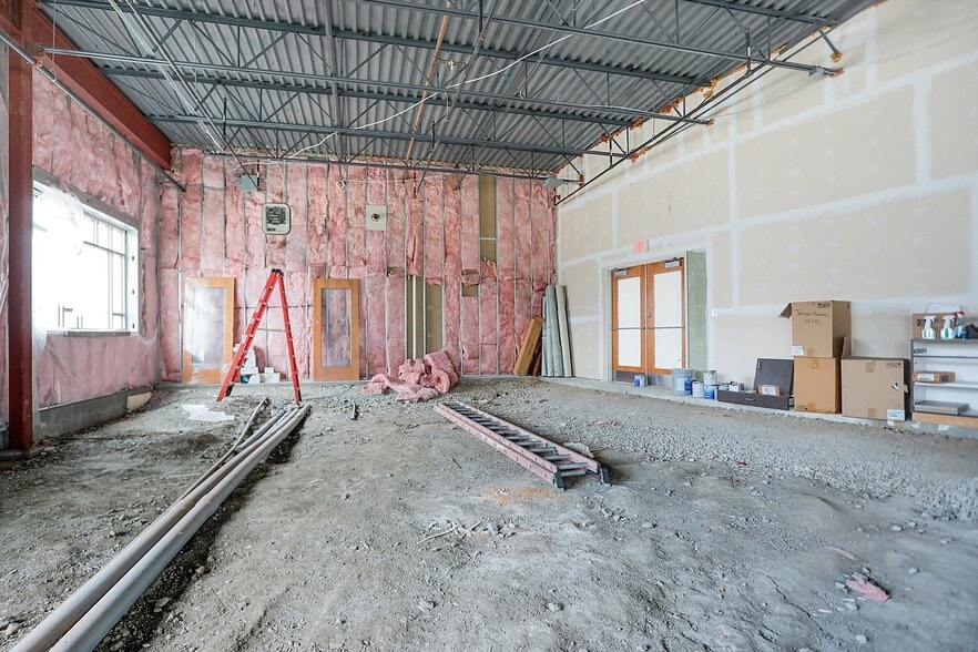 More Photos Of 1000 S US Highway 31, Greenwood Medical For Sale