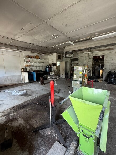 More Photos Of 276 Hamburg Tpke, Riverdale Industrial For Sale