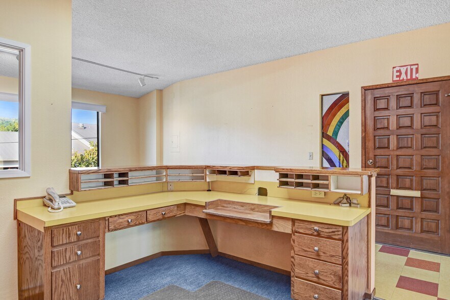 More Photos Of 21 Patten St, Sonoma Office For Sale