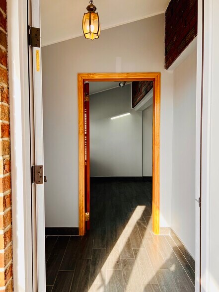More Photos Of 1032-1036 Victory Blvd, Staten Island Medical For Lease