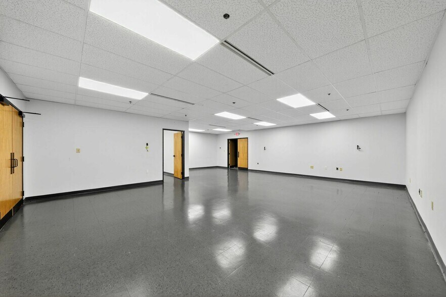 More Photos Of 50 W TechneCenter Dr, Milford Light Distribution For Sale