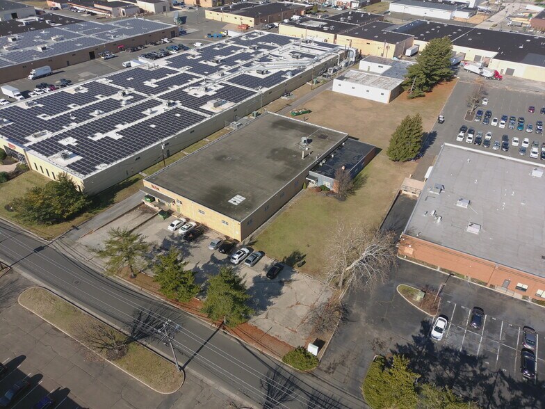 More Photos Of 7055 Central Hwy, Pennsauken Warehouse For Sale
