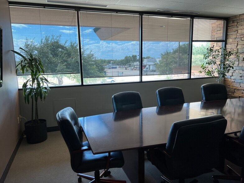 More Photos Of 1400 N Mccoll Rd, McAllen Medical For Lease