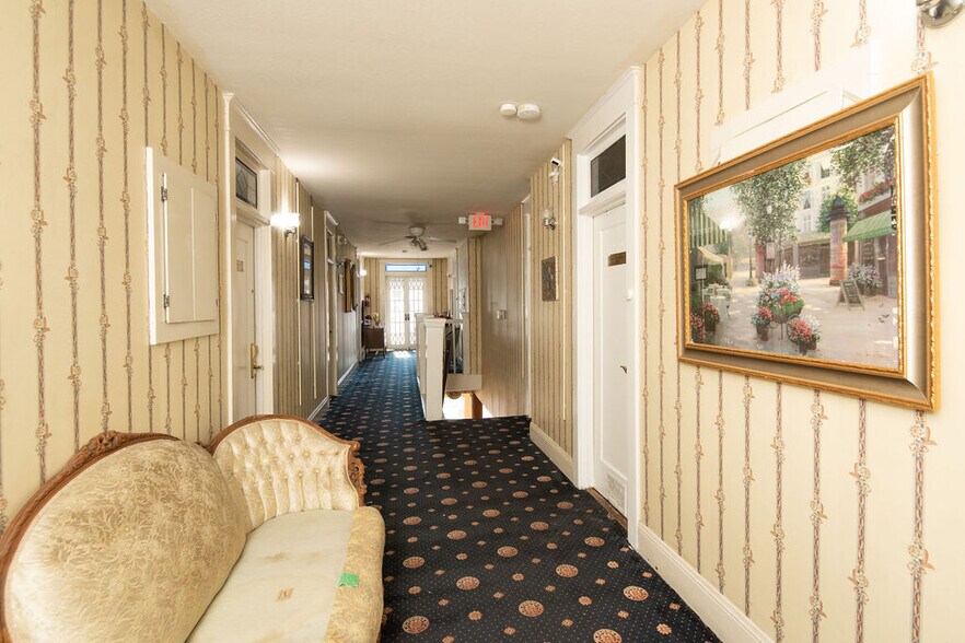 More Photos Of 18239 Main St, Jamestown Hotel For Sale