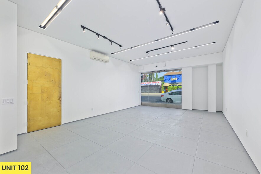 More Photos Of 6918 Melrose Ave, Los Angeles General Retail For Lease