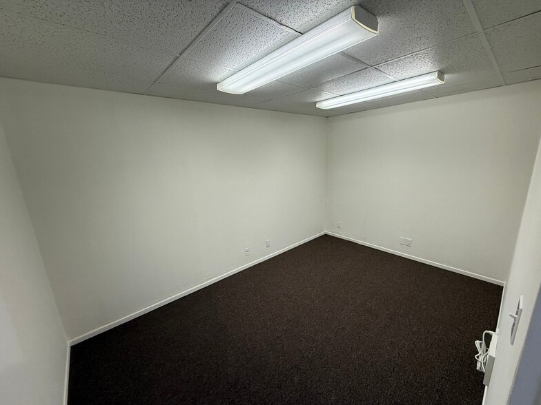 More Photos Of 1354 N Coast Hwy 101, Encinitas Office For Lease