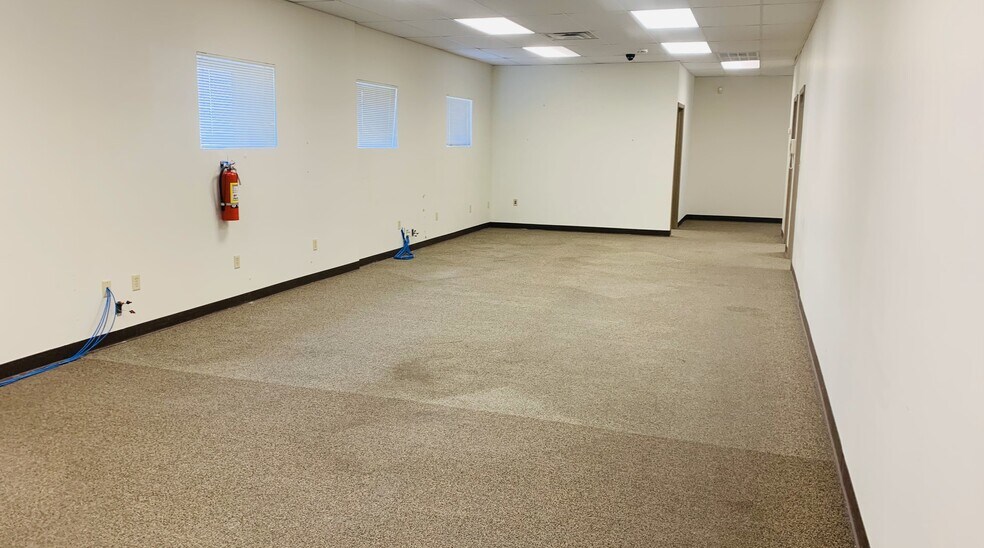 More Photos Of 3541 Stop Eight Rd, Dayton Light Manufacturing For Lease