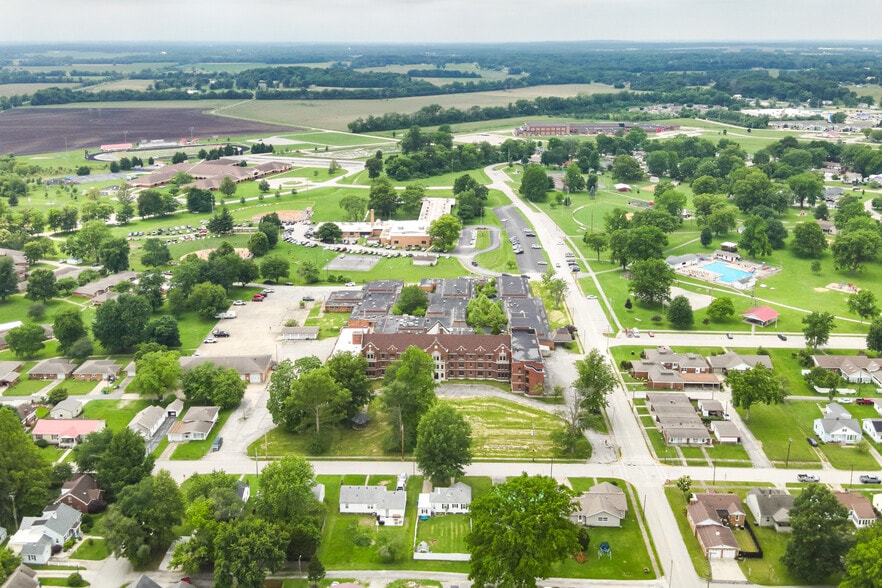 More Photos Of 1616 Cedar St, Lawrenceville Skilled Nursing Facility For Sale