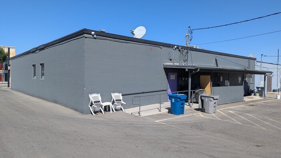 More Photos Of 1088-1094 N Orchard St, Boise General Retail For Sale