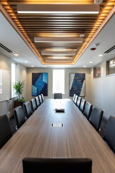 More Photos Of 227 W Judd St, Woodstock Office For Sale