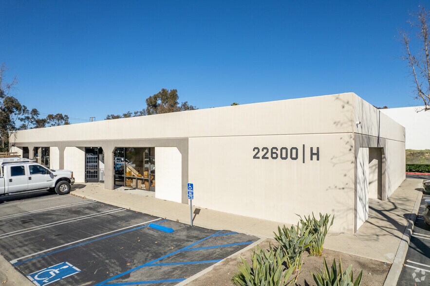 More Photos Of 22600-A Lambert St, Lake Forest Flex For Lease