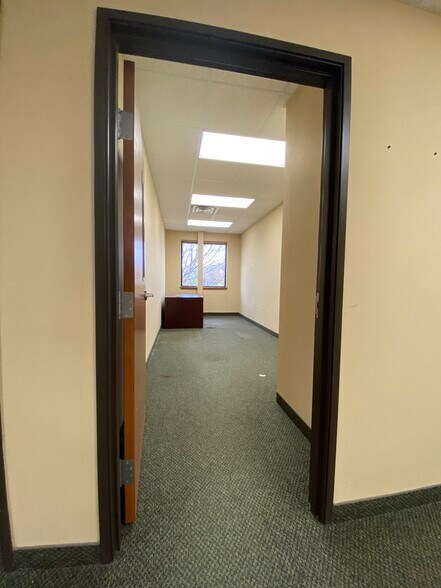 More Photos Of 3370 E Jolly Rd, Lansing Office Residential For Sale