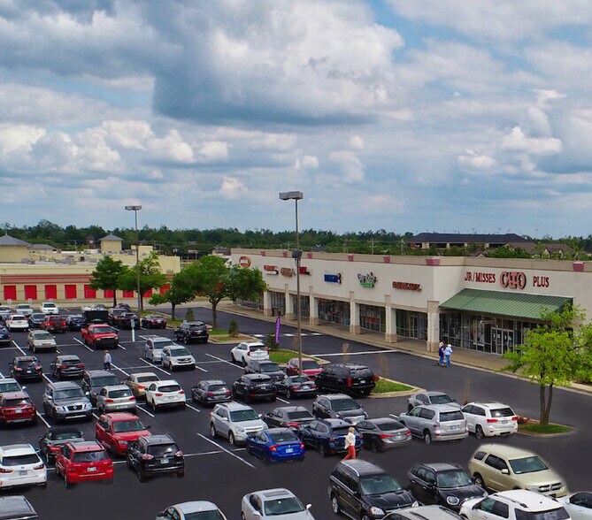 More Photos Of 18-78 E 33rd St, Edmond Freestanding For Sale