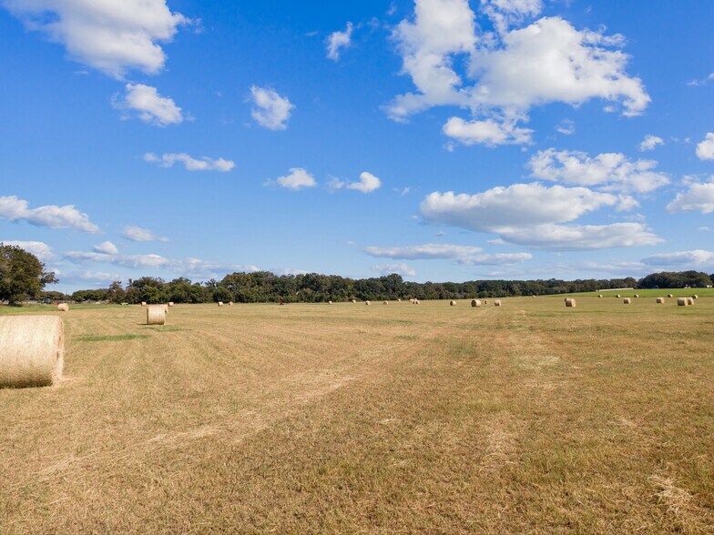 More Photos Of 324 E Highway 6, Iredell Land For Sale