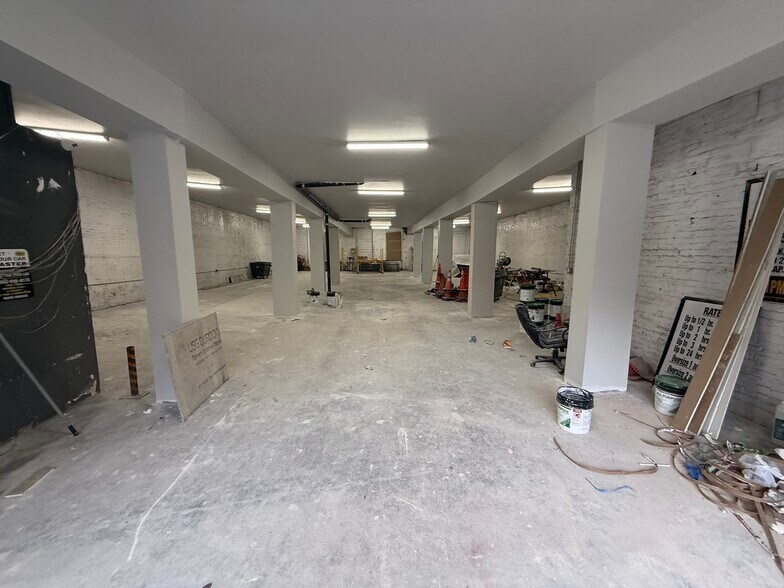 More Photos Of 156 E 105th St, New York Specialty For Lease