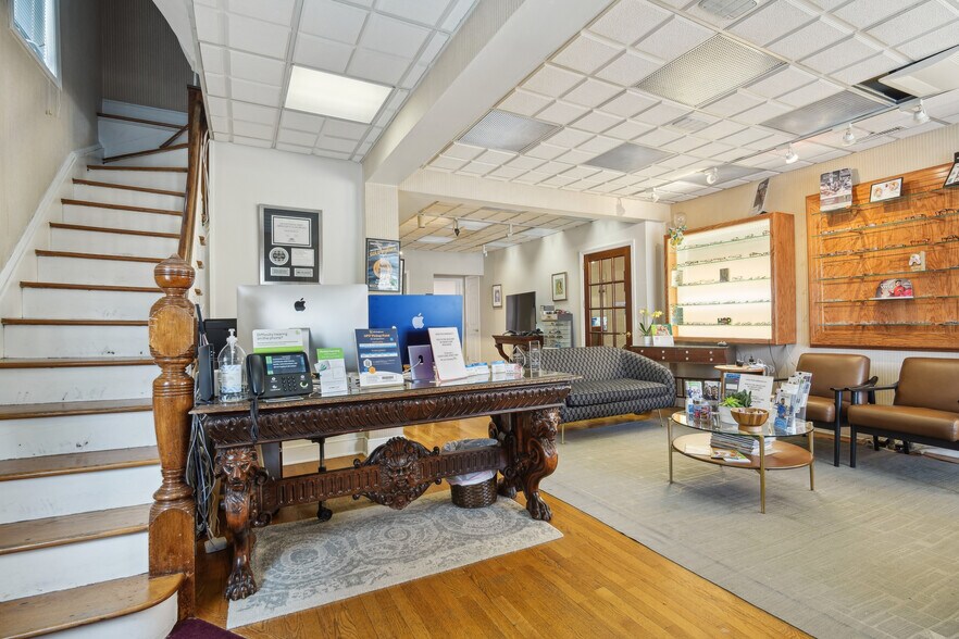 More Photos Of 393 Millburn Ave, Millburn Office Residential For Lease