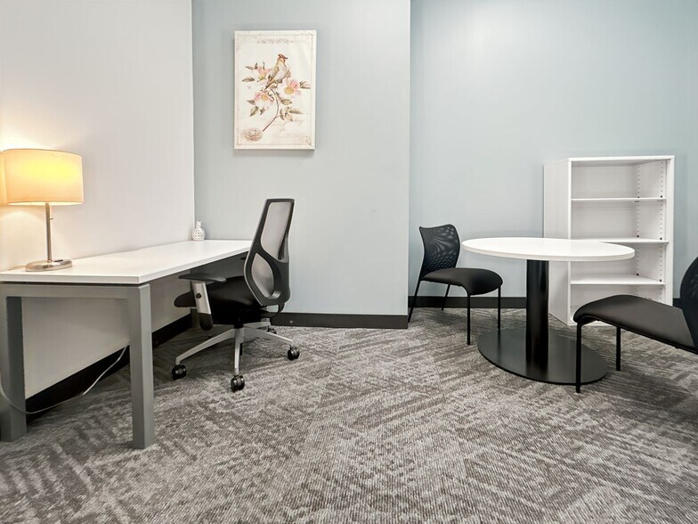 More Photos Of 4900 Hopyard Rd, Pleasanton Coworking Space