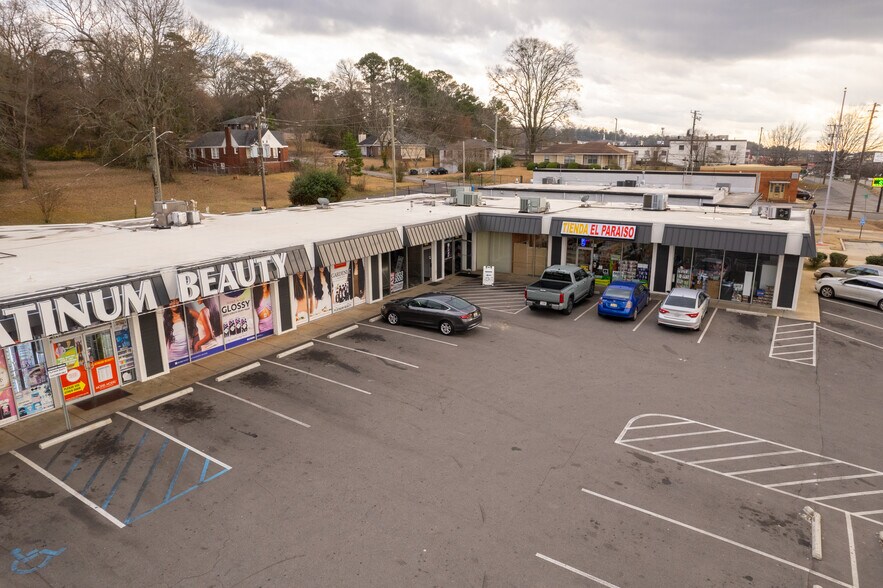 More Photos Of 409-453 Huffman Rd, Birmingham Unknown For Lease