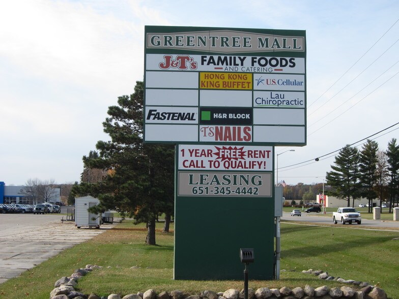 More Photos Of 720-756 Broadway St, Berlin Freestanding For Sale