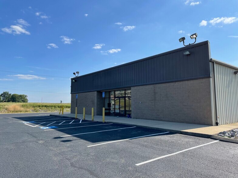 Primary Photo Of 2735 Moscow Ave, Hickman Freestanding For Sale