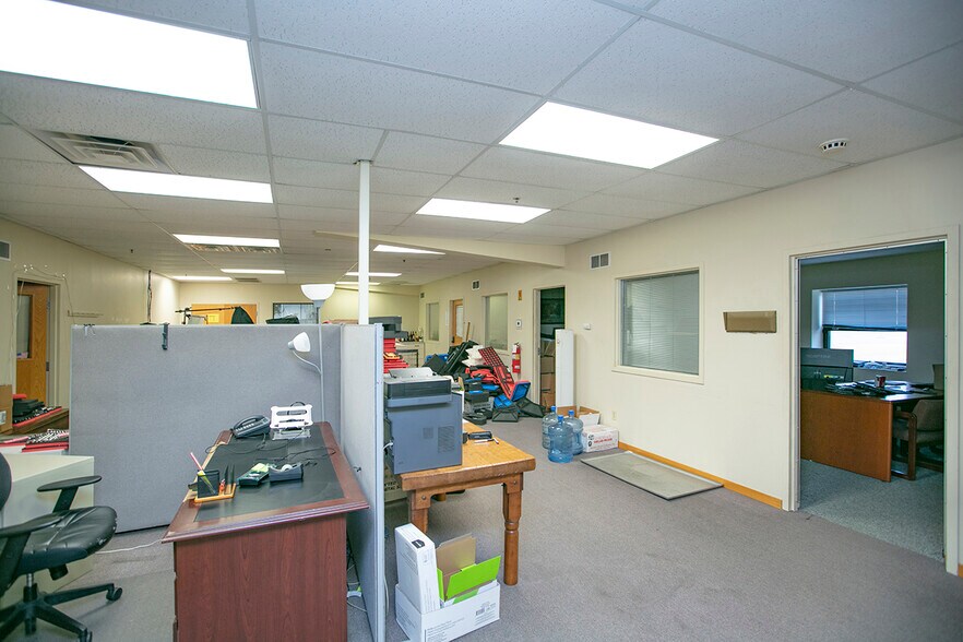 More Photos Of 1739 Cassopolis St, Elkhart Warehouse For Sale