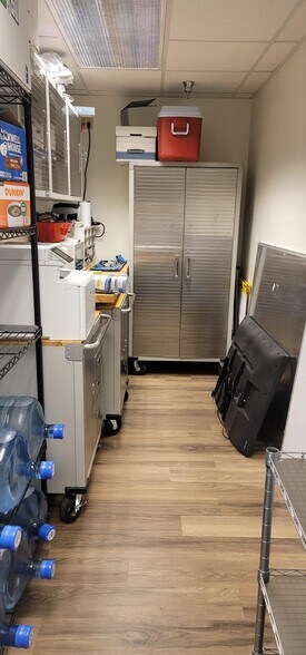 More Photos Of 1911 S National Ave, Springfield Medical For Lease
