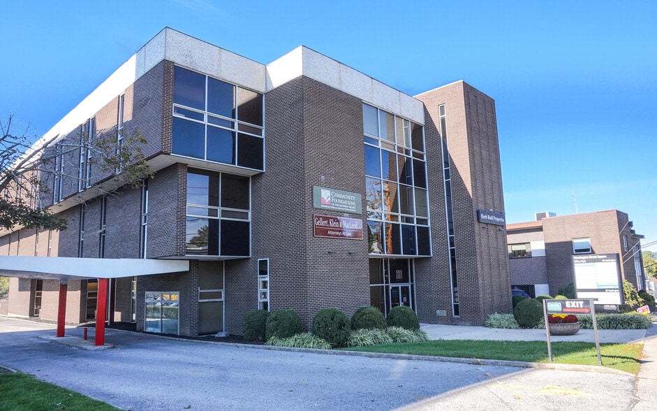 Primary Photo Of 80 Washington St, Poughkeepsie Office For Lease