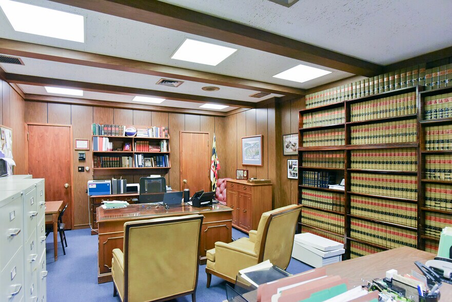 More Photos Of 29 W Franklin St, Hagerstown Apartments For Sale