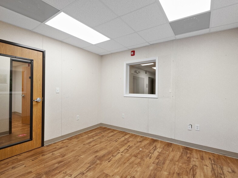 More Photos Of 447 Lily Pad Ln, Flat Rock Lodge Meeting Hall For Lease