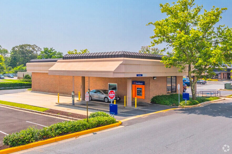 More Photos Of 14050-14368 Baltimore Ave, Laurel Unknown For Lease