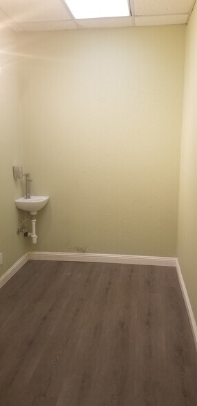 More Photos Of 39350-39374 Fremont Blvd, Fremont Office For Lease