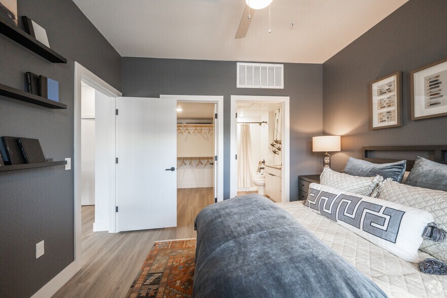 More Photos Of 4730-4790 Broadway, Boulder Apartments For Lease