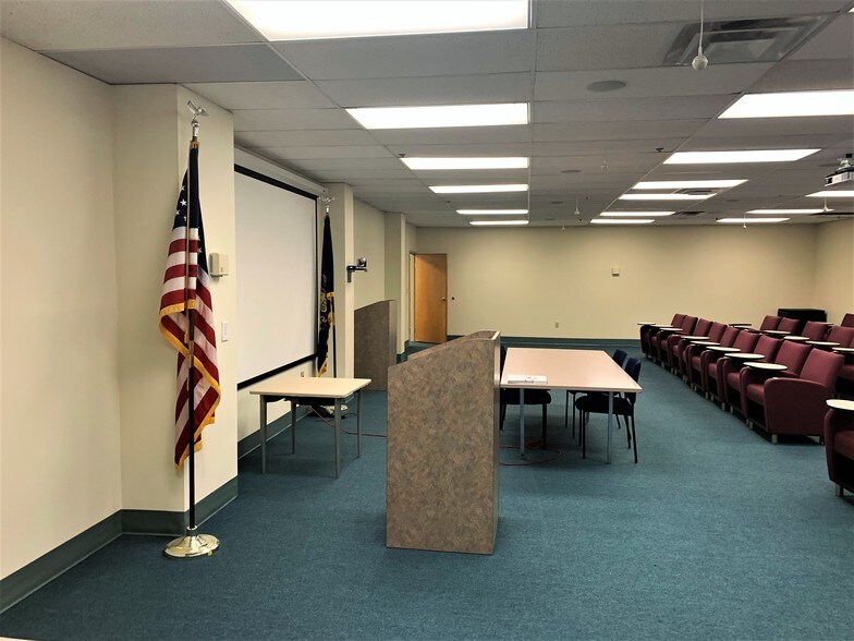 More Photos Of 100 N Cameron St, Harrisburg Office For Lease