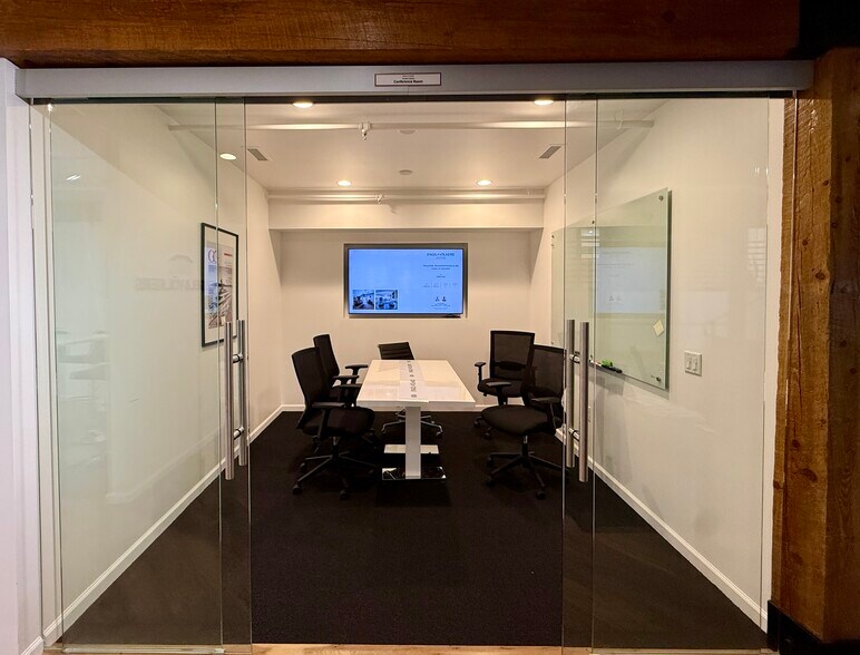 More Photos Of 2 W Saint George Blvd, Saint George Office For Lease