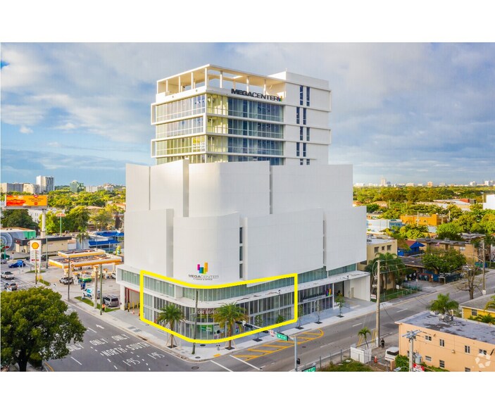 More Photos Of 420 SW 7th St, Miami Office For Lease