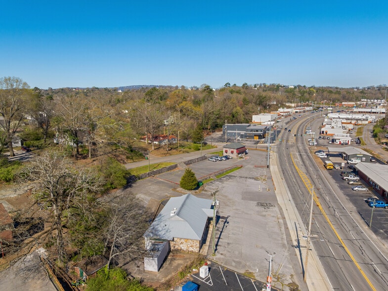 More Photos Of 3900 Ringgold Rd, Chattanooga Freestanding For Sale