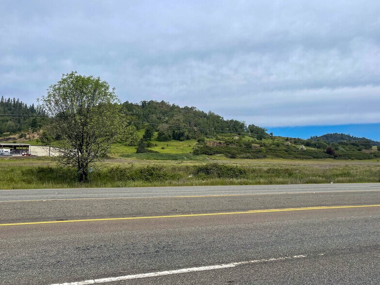More Photos Of 0 North Umpqua Hwy Hwy, Roseburg Land For Sale