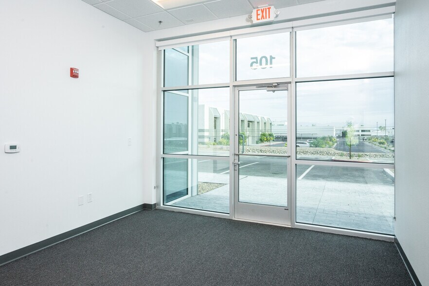 More Photos Of Sunset Rd & Pine St, Las Vegas Unknown For Lease