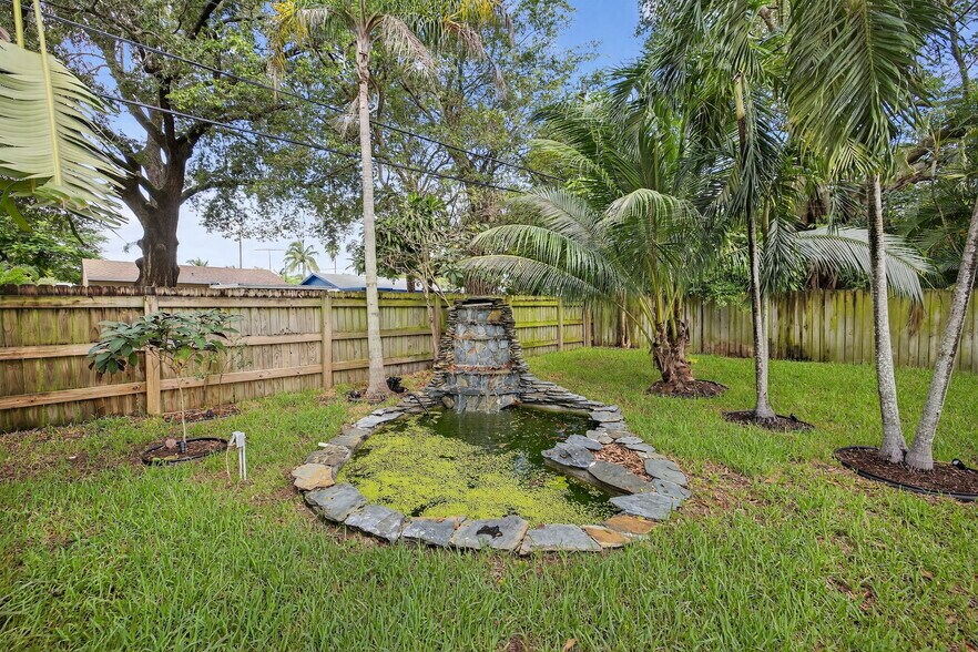 More Photos Of 1317 NE 1st Ave, Fort Lauderdale Multifamily For Sale