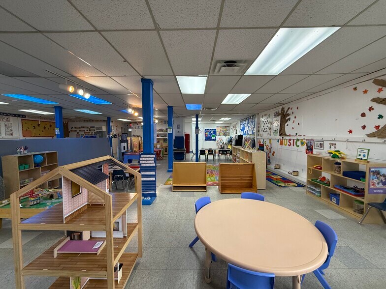 More Photos Of , Worcester General Retail For Sale