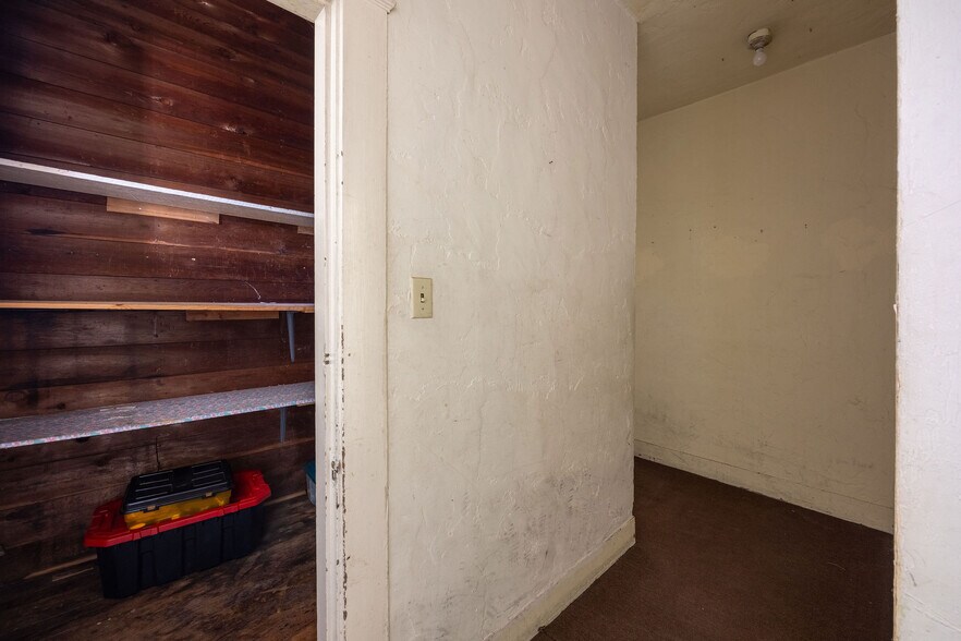 More Photos Of 535-539 Main St, Half Moon Bay Storefront Retail Residential For Sale