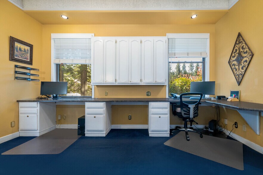 More Photos Of 565 Brunswick Rd, Grass Valley Office For Sale