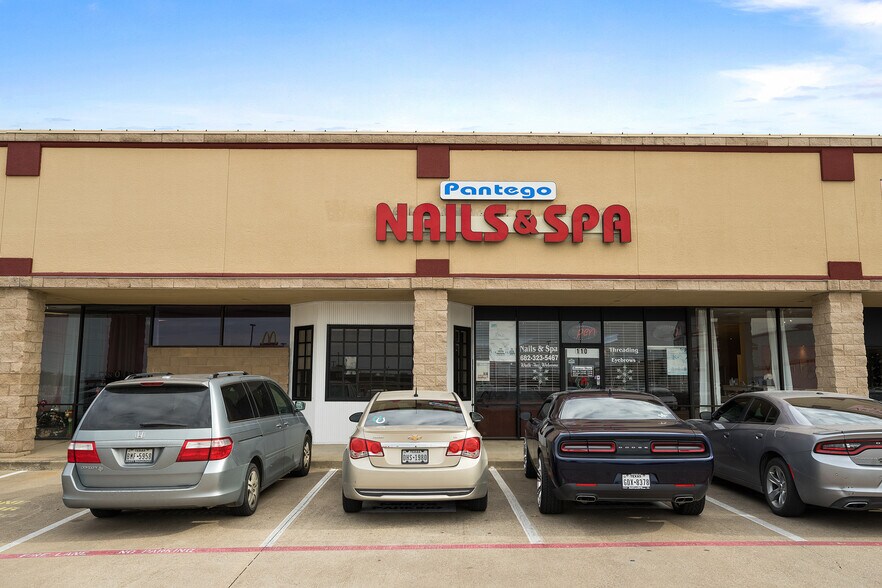 More Photos Of 2400 W Pioneer Pky, Pantego Unknown For Lease