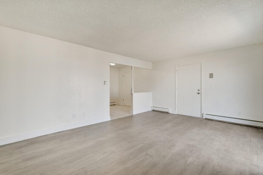 More Photos Of 2435-2459 W 11th St, Greeley Apartments For Sale