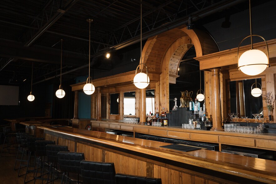 More Photos Of 5264 Anton Dr, Fitchburg General Retail For Sale